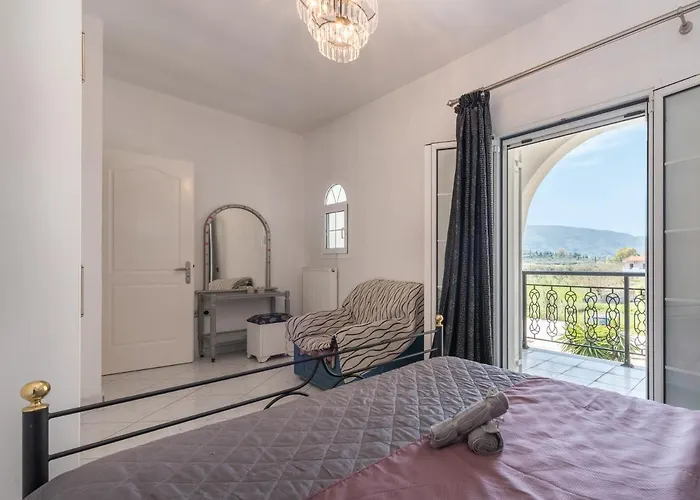 Koutsis 拉加纳斯