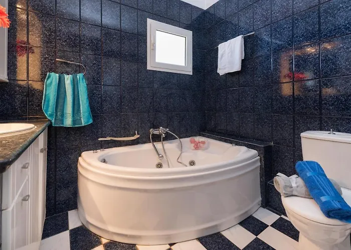 Koutsis 拉加纳斯